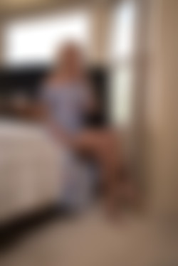 2018-11-07 Joslyn James - Sneaky Mom, Clueless Dad [MilfsLikeItBig.com, Brazzers.com]/0010.jpg