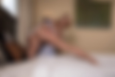 2018-11-07 Joslyn James - Sneaky Mom, Clueless Dad [MilfsLikeItBig.com, Brazzers.com]/0022.jpg